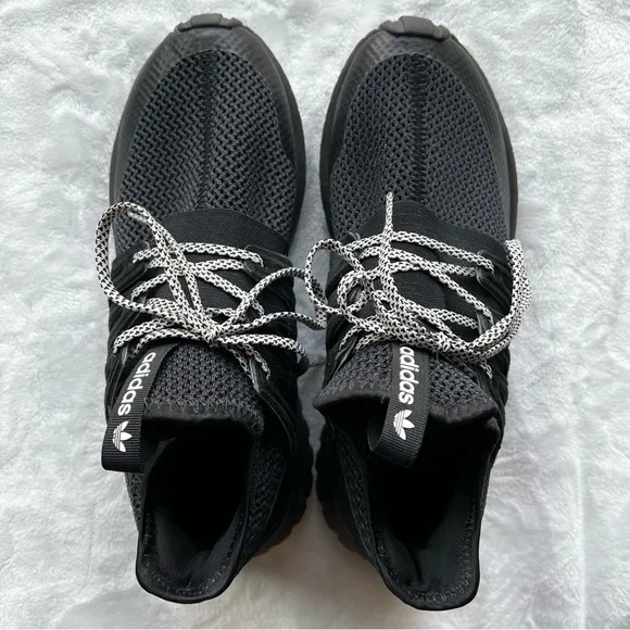 Adidas Tubular Black Tennis / Running Shoes Men’s Size 6.5 Women’s 8 - Picture 2 of 6